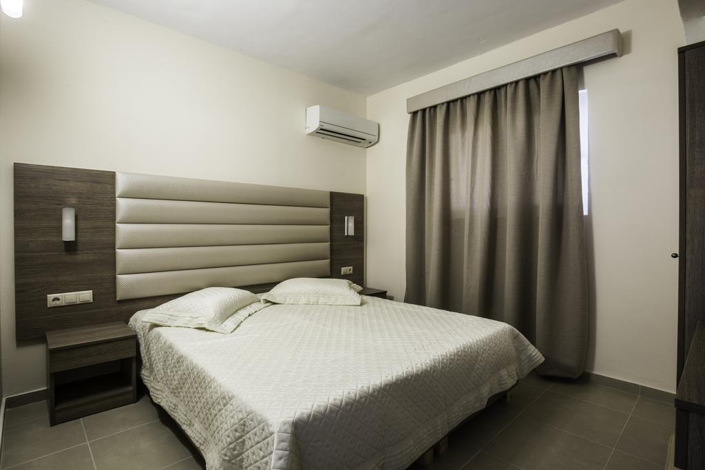 Lyristis Dinos Studios & Apartments Faliraki Ngoại thất bức ảnh