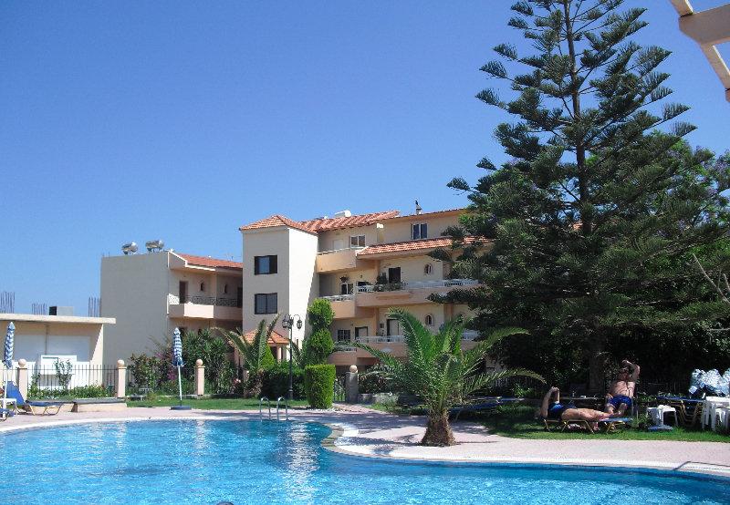 Lyristis Dinos Studios & Apartments Faliraki Ngoại thất bức ảnh