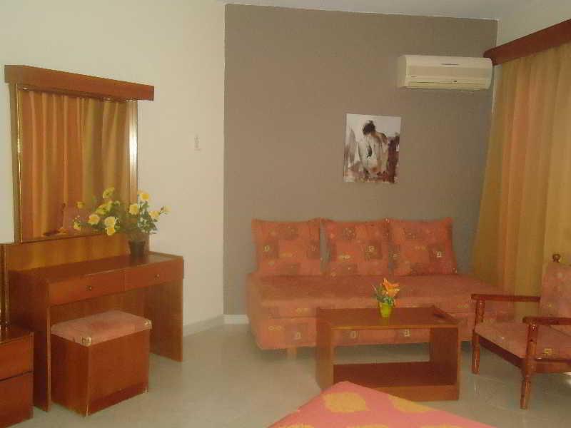 Lyristis Dinos Studios & Apartments Faliraki Ngoại thất bức ảnh