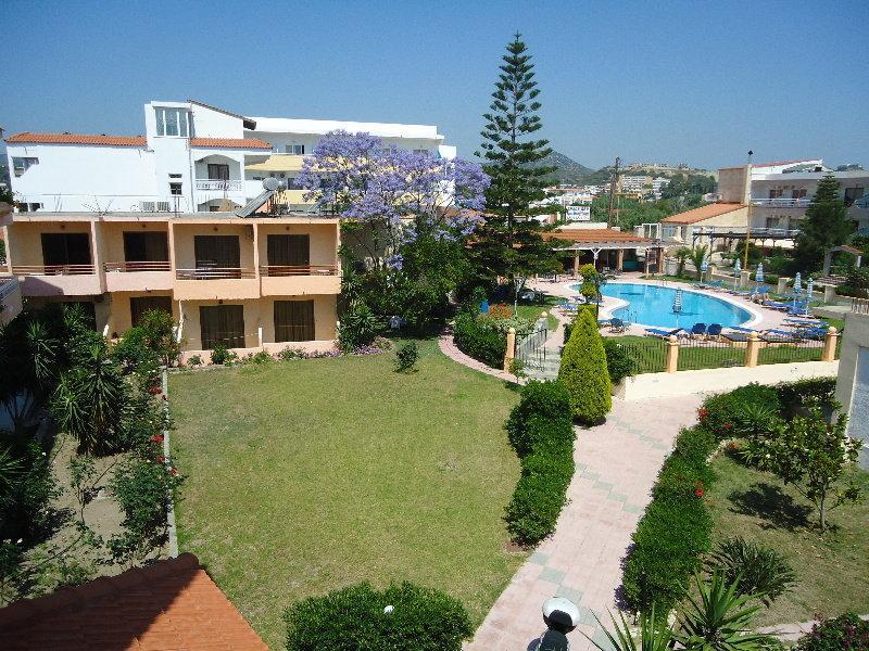 Lyristis Dinos Studios & Apartments Faliraki Ngoại thất bức ảnh
