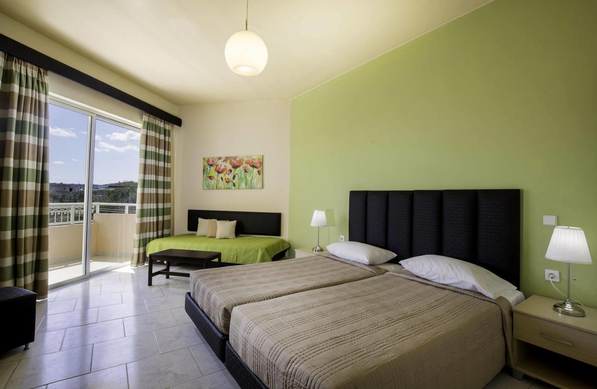 Lyristis Dinos Studios & Apartments Faliraki Ngoại thất bức ảnh