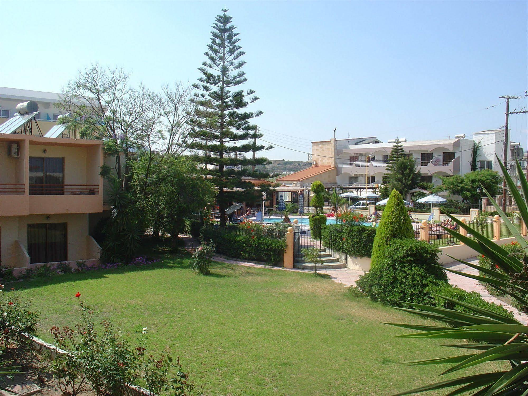 Lyristis Dinos Studios & Apartments Faliraki Ngoại thất bức ảnh